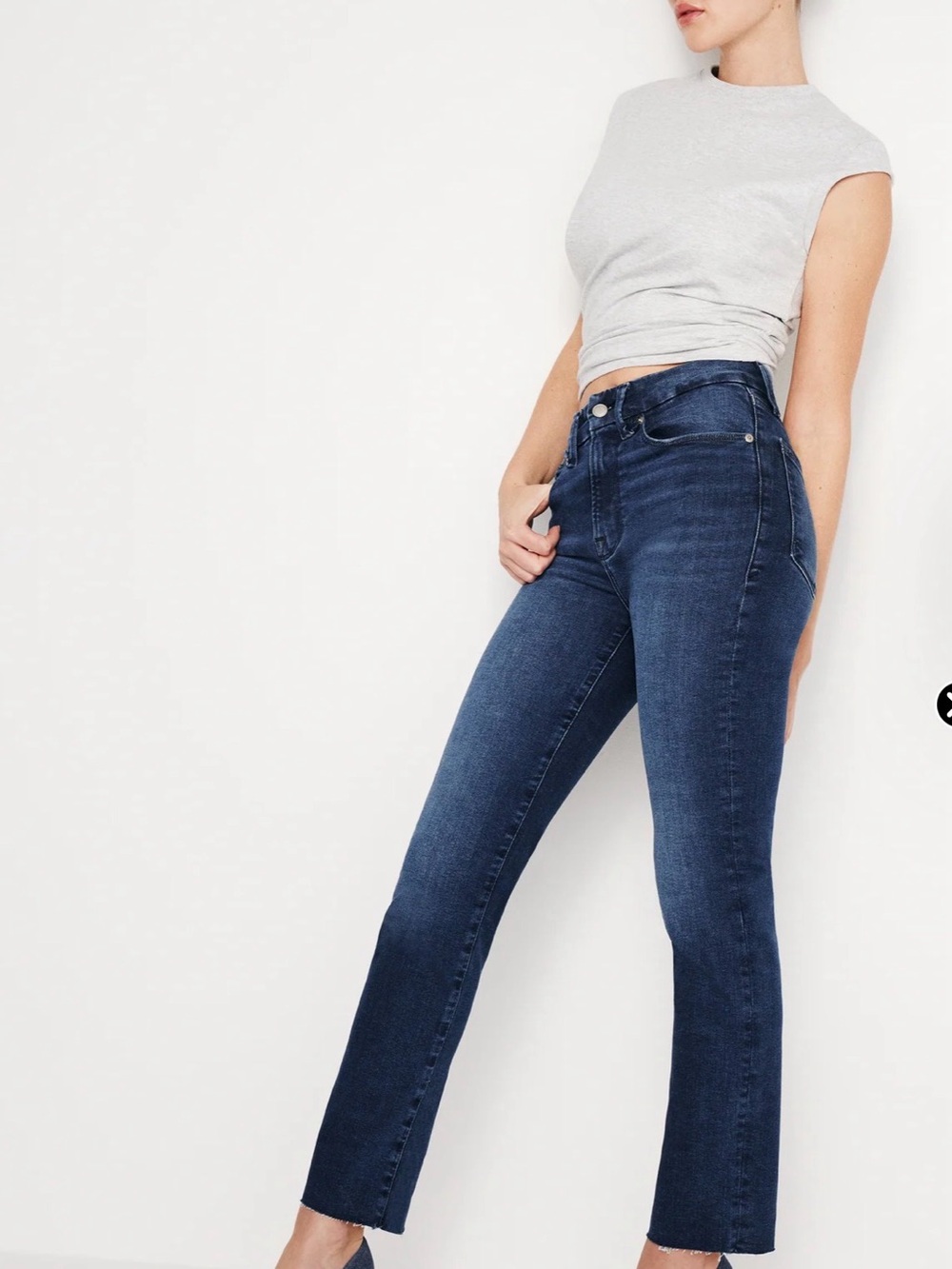 Good American Always Fits Good Classic Slim Straight Jeans